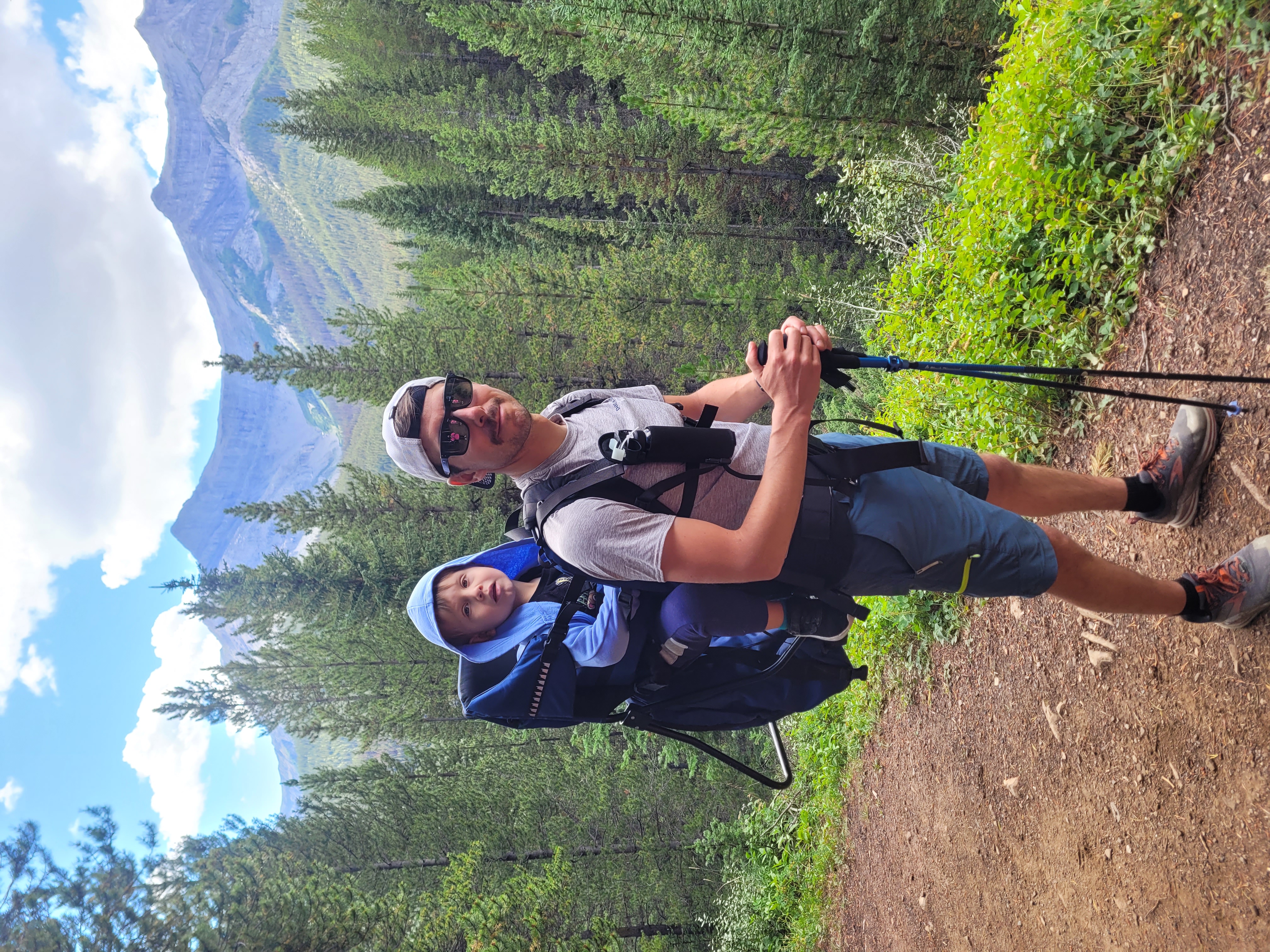 Gavin and Lewyn hiking.